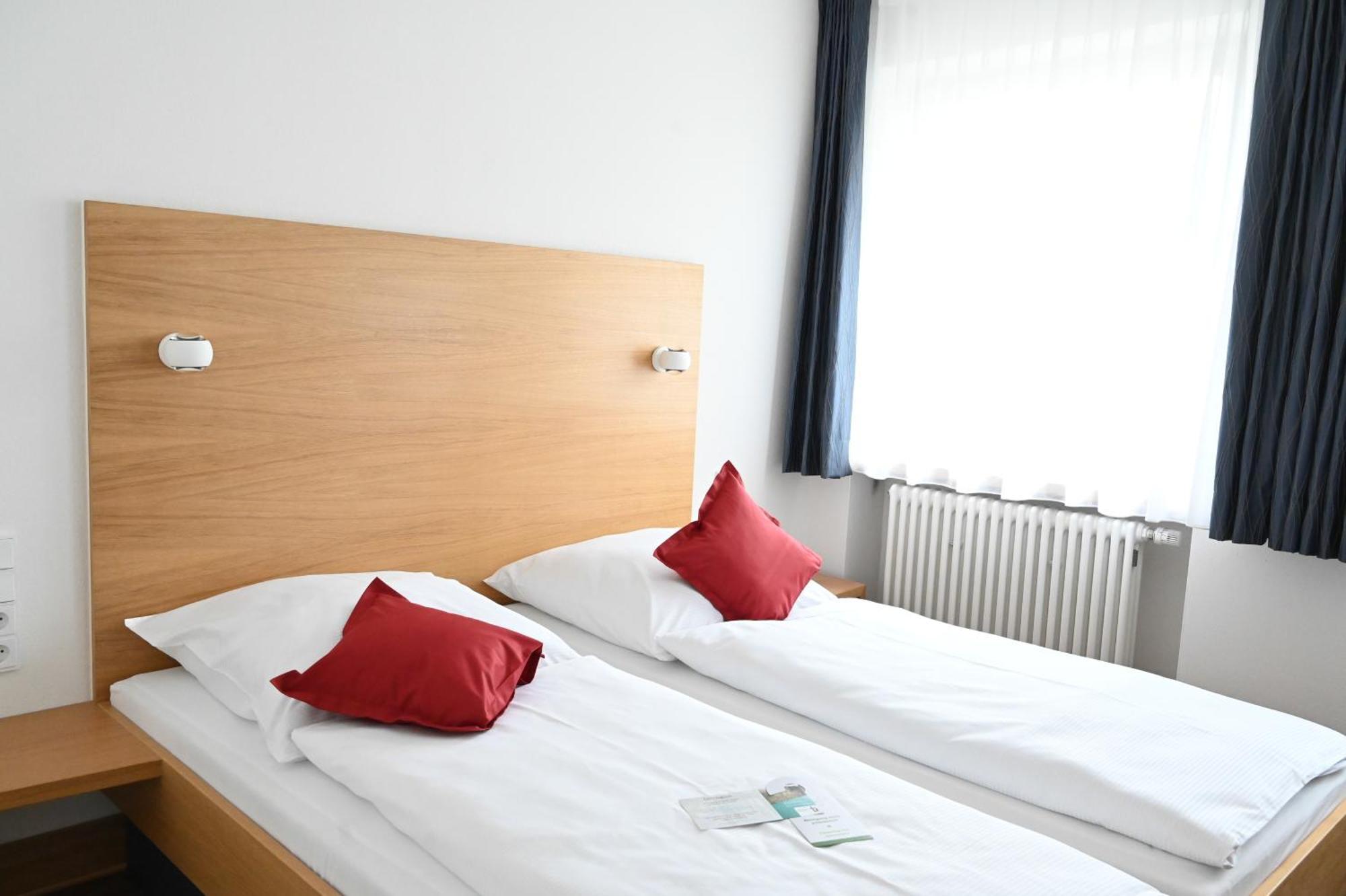 Bildungs- & Tagungshaeuser Vierzehnheiligen Bad Staffelstein Bagian luar foto