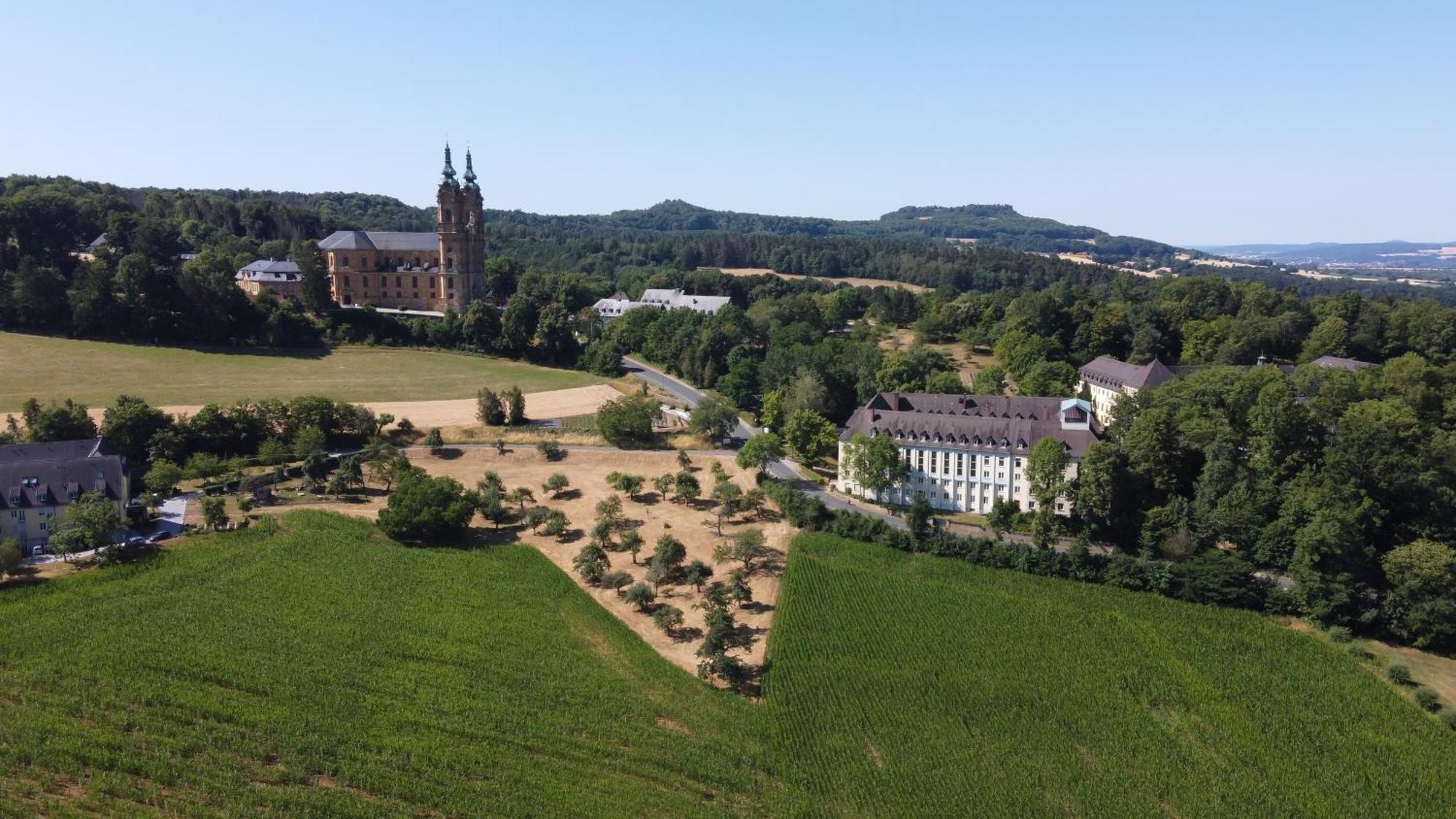 Bildungs- & Tagungshaeuser Vierzehnheiligen Bad Staffelstein Bagian luar foto